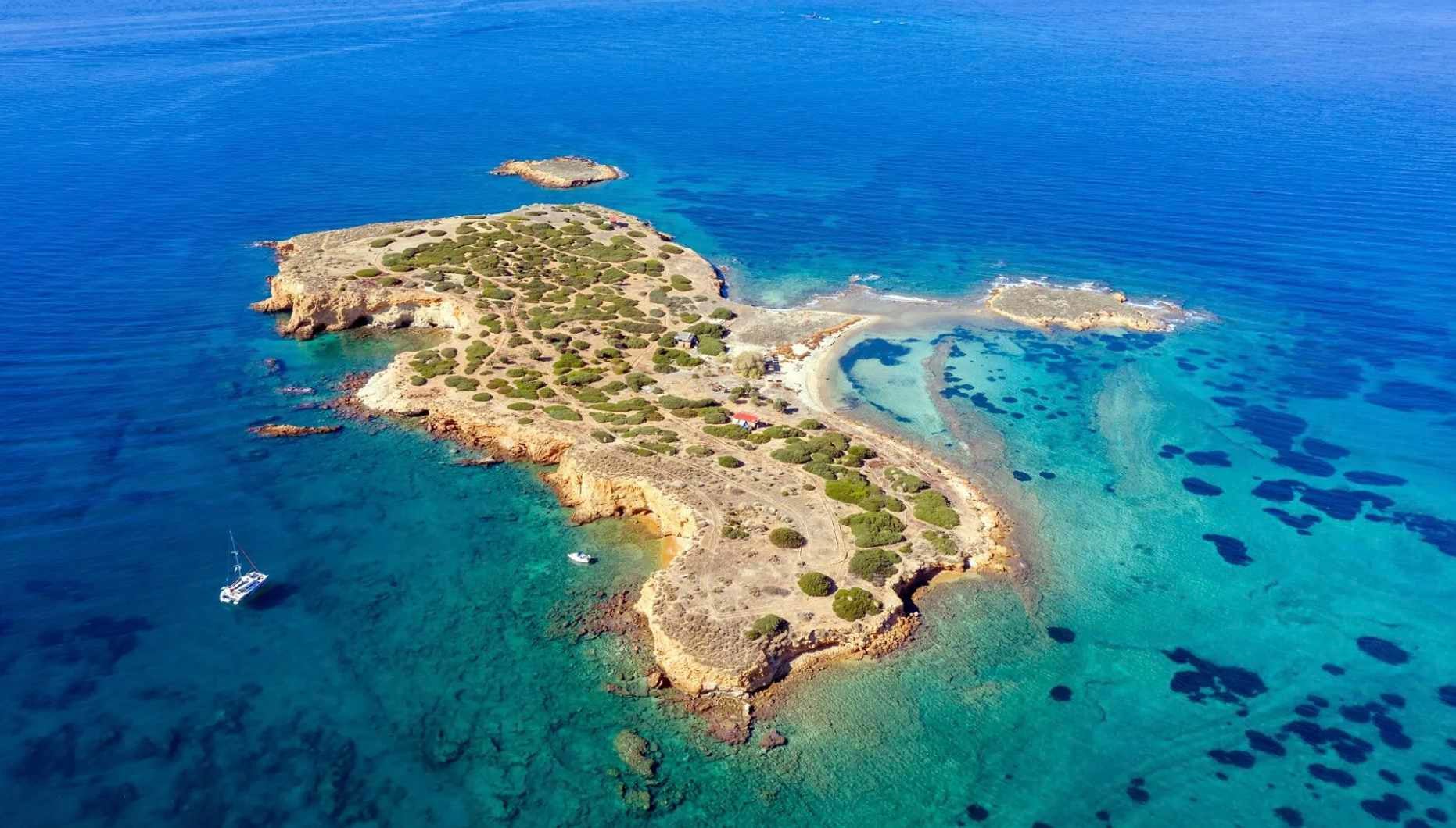 Boat Tour Excursions in Islands